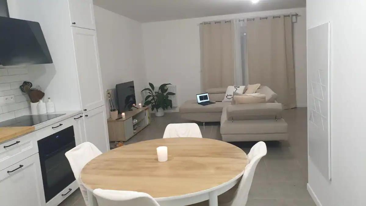 Chambre Calme Dans Une Maison Neuve Avec Jardin Billere Exteriör bild